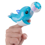 Fingerlings Baby Light-up Dolphin - Blues (Blue)